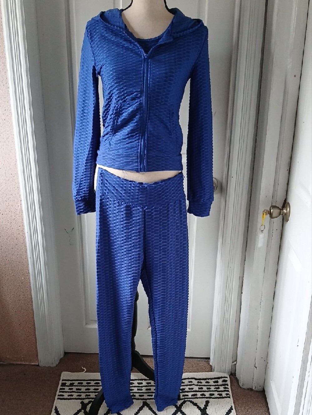 Women’s 3-Piece Textured Lounge Set - Blue - Picture 3 of 6